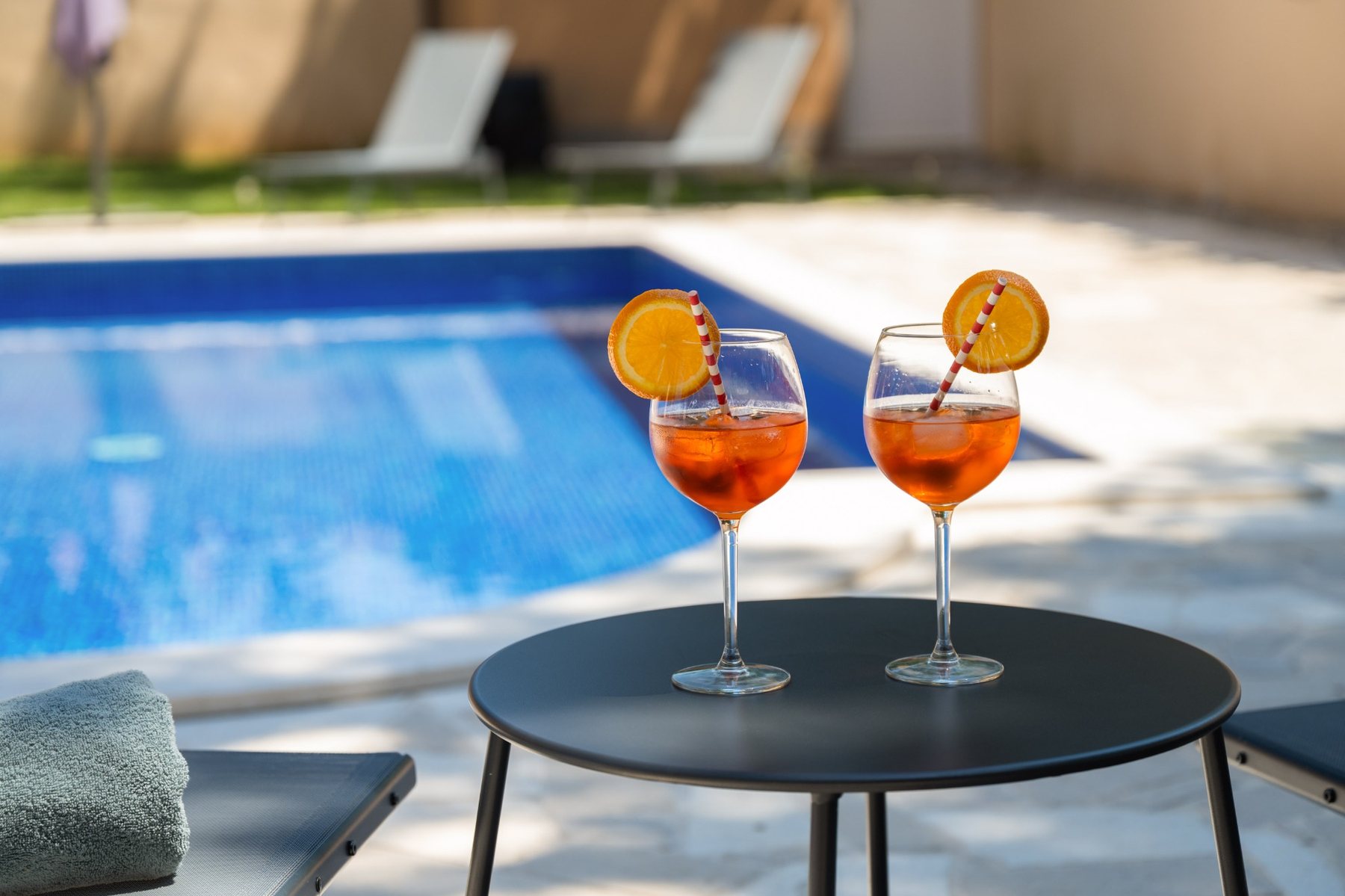 Poolside aperitif